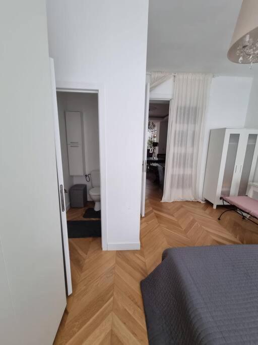 Appartement 3 Centre Bruxelles Brusselsairport Expo Nato Anvers Wifi Free Parking *